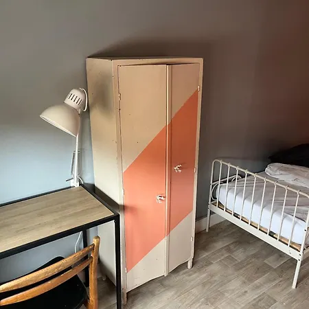Lit En Dortoir Minimes Homestay *